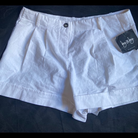 White Shorts - Picture 1 of 7
